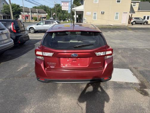 Crimson Red Pearl 2018 Subaru Impreza 2.0i