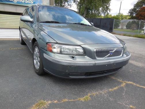 2001 Volvo V70 2.4M 4dr Wagon