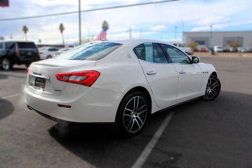 2017 Maserati Ghibli Base