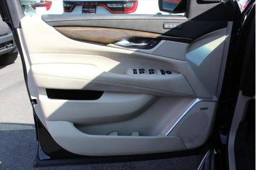 2019 Cadillac Escalade Sport