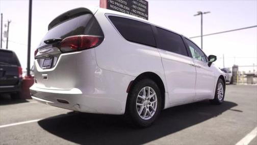 2017 Chrysler Pacifica Touring