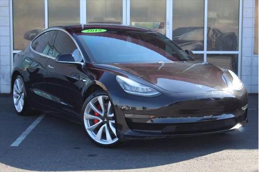 2018 Tesla Model 3 Performance