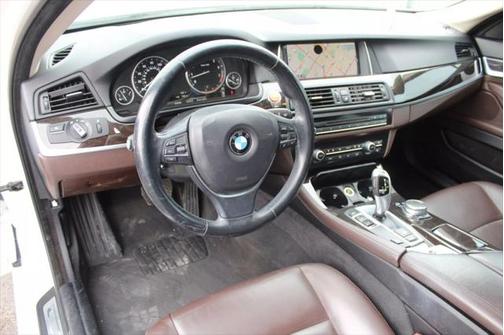 2015 BMW 528 i