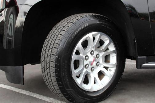 2017 GMC Yukon XL SLT