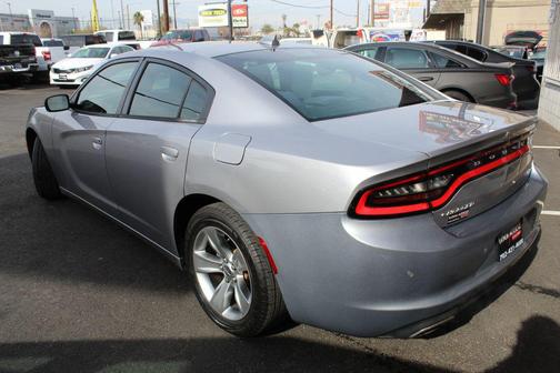 2018 Dodge Charger SXT Plus