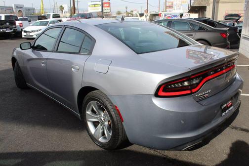 2018 Dodge Charger SXT Plus