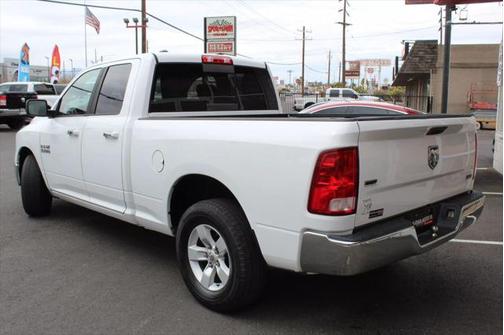 2016 RAM 1500 SLT