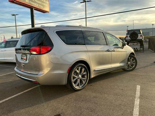 2018 Chrysler Pacifica Limited