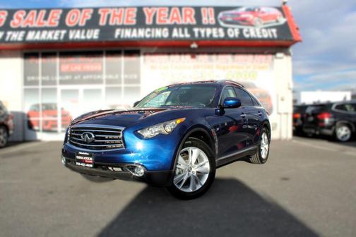 2015 INFINITI QX70 Base