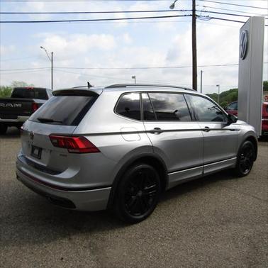 2022 Volkswagen Tiguan 2.0T SE R-Line Black 4MOTION