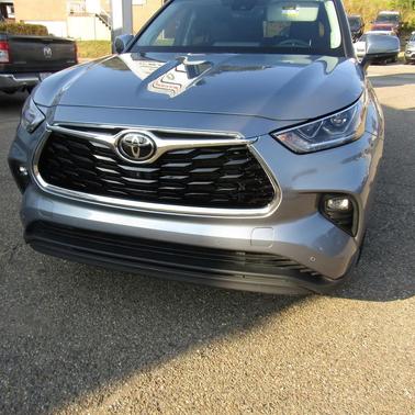 2022 Toyota Highlander Limited