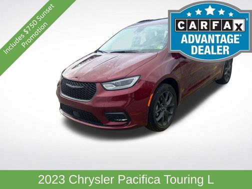 Velvet Red Pearlcoat 2023 Chrysler Pacifica Touring L