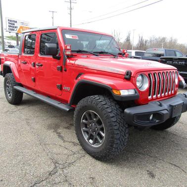 Firecracker Red Clearcoat 2021 Jeep Gladiator Overland