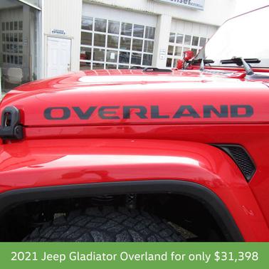 Firecracker Red Clearcoat 2021 Jeep Gladiator Overland