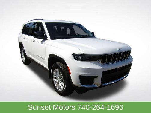 Bright White Clearcoat 2025 Jeep Grand Cherokee L Laredo