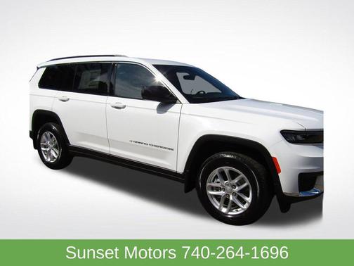 Bright White Clearcoat 2025 Jeep Grand Cherokee L Laredo