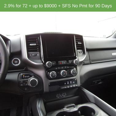 Diamond Black Crystal Pearlcoat 2026 RAM 1500 Big Horn/Lone Star