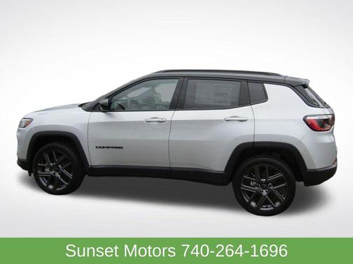 Silver Zynith Metallic Clearcoat 2026 Jeep Compass Limited