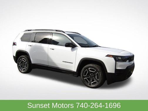 Bright White Clearcoat 2026 Jeep Cherokee Limited
