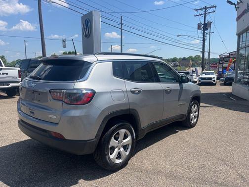 Billet Silver Metallic Clearcoat 2021 Jeep Compass Latitude