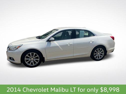 White Diamond Clearcoat 2014 Chevrolet Malibu 2LT