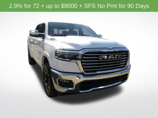 Ivory White Tri-Coat Pearlcoat 2026 RAM 1500 Laramie