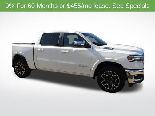 Ivory White Tri-Coat Pearlcoat 2026 RAM 1500 Laramie