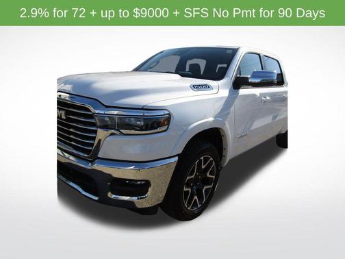Ivory White Tri-Coat Pearlcoat 2026 RAM 1500 Laramie