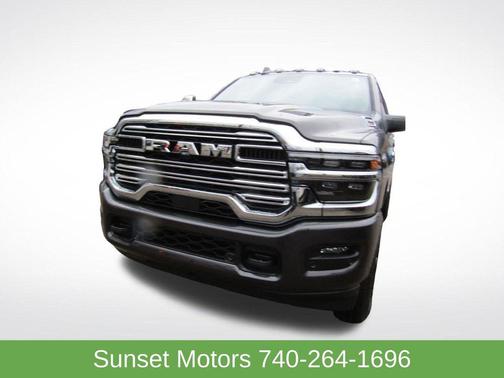 Granite Crystal Metallic Clearcoat 2026 RAM 2500 Laramie Crew Cab 4x4 6'4' Box