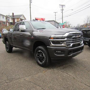 2026 RAM 2500 Laramie Crew Cab 4x4 6'4' Box