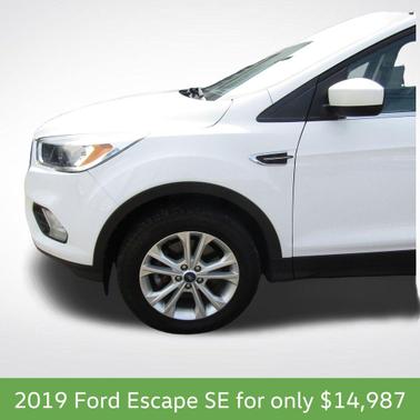 Oxford White 2019 Ford Escape SE