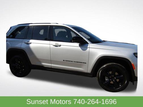 Silver Zynith 2025 Jeep Grand Cherokee Altitude