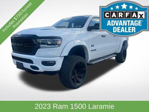 Bright White Clearcoat 2023 RAM 1500 Laramie