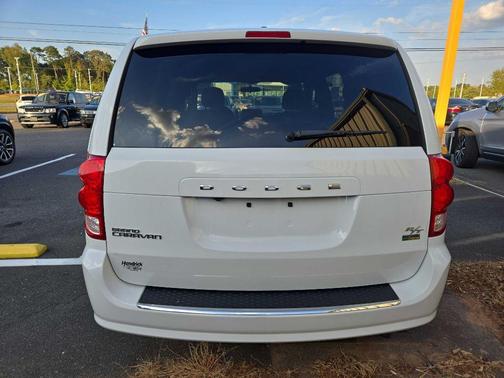 2016 Dodge Grand Caravan R/T