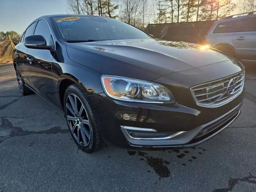 2016 Volvo S60 Inscription T5 Drive-E Platinum