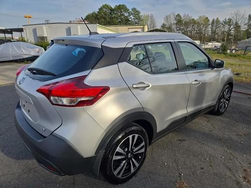 2019 Nissan Kicks SV