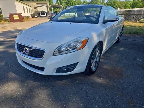 Ice White 2012 Volvo C70 T5
