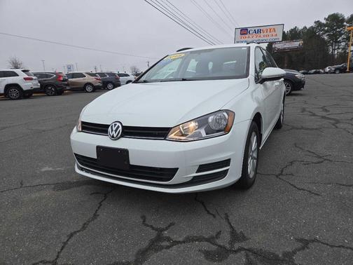 2015 Volkswagen Golf SportWagen TSI S 4-Door