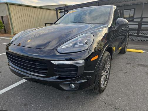 2017 Porsche Cayenne Platinum Edition