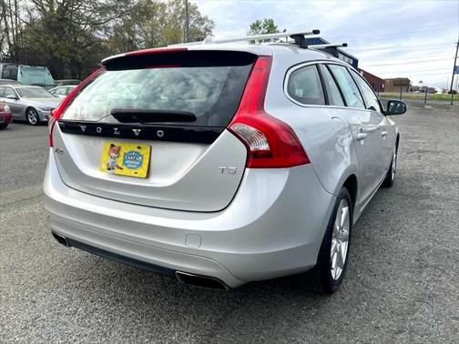2016 Volvo V60 T5 Drive-E Premier