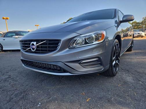 2018 Volvo S60 T5 Dynamic