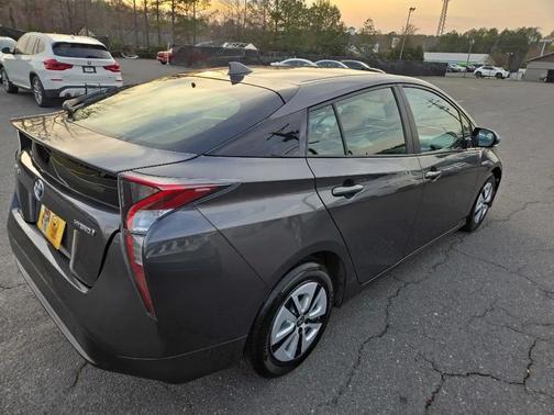 2016 Toyota Prius 