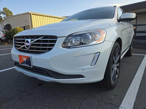 2017 Volvo XC60 T6 Inscription