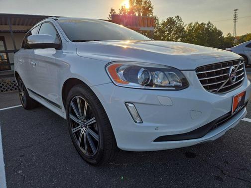 2017 Volvo XC60 T6 Inscription