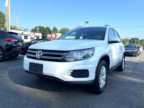 2016 Volkswagen Tiguan S