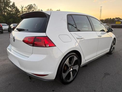 2016 Volkswagen Golf GTI 2.0T S 4-Door