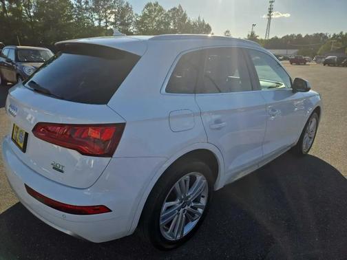 Ibis White 2018 Audi Q5 2.0T Premium Plus