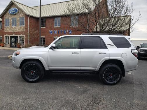 2023 Toyota 4Runner TRD Off Road Premium