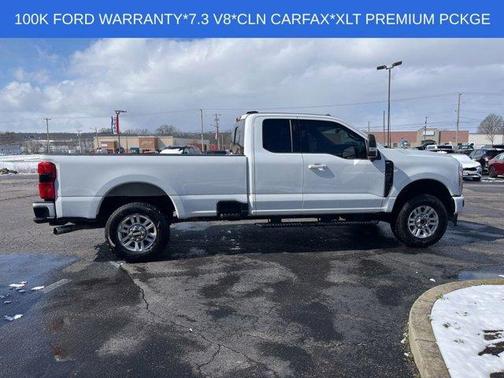 Oxford White 2023 Ford F-350 XLT