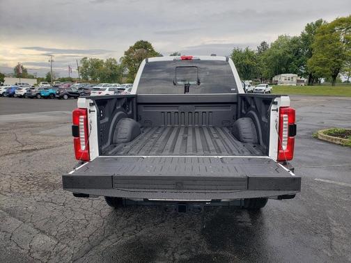 2026 Ford F-350 Lariat Super Duty